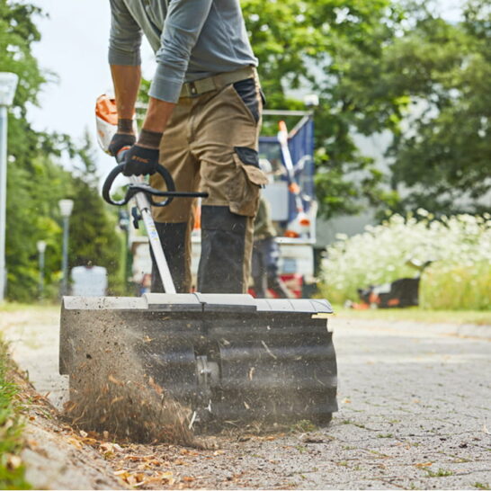stihl kma 135 r