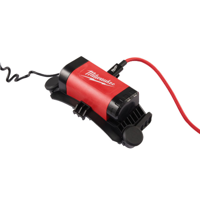 Milwaukee-BOLT-600-Lumens-lamp-7
